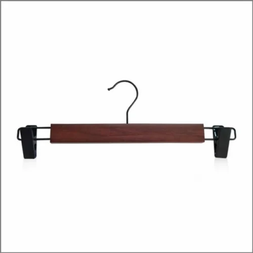 ไม้แขวนเสื้อ สีน้ำตาลมีที่หนีบ หัวสามารถหมุนได้ ไม้ยาว 22 ซม. (แพ็ค 12 ชิ้น)
